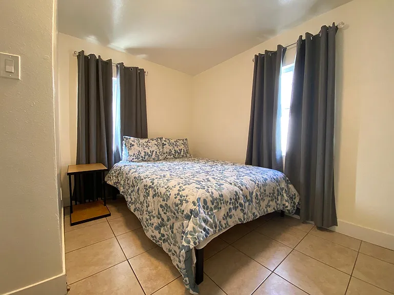 2 Bedroom: Identical rooms with Queen bed