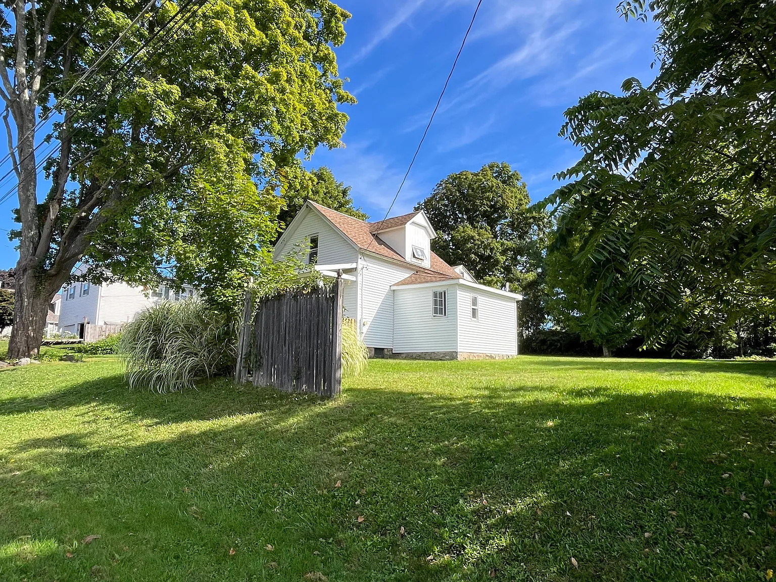 2 bed, 1.5 bath, 790 sqft, $2,300 — Photo 3