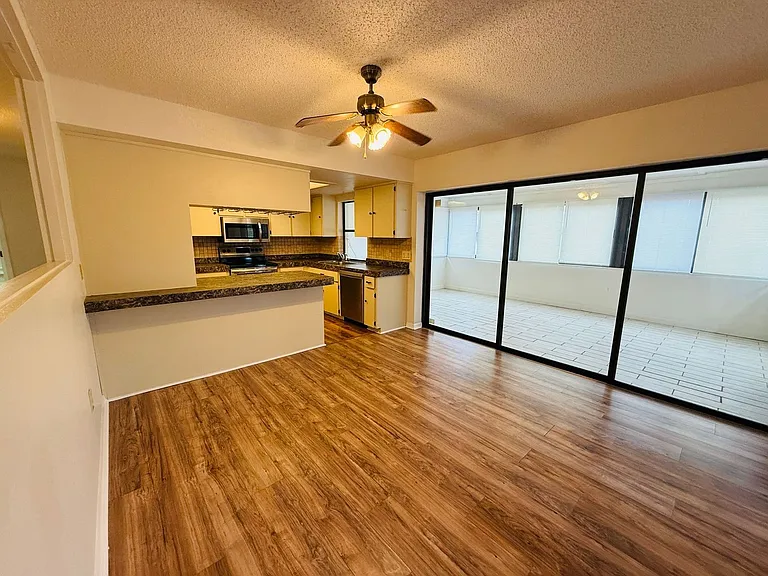 8992 Hernando Way — Photo 8