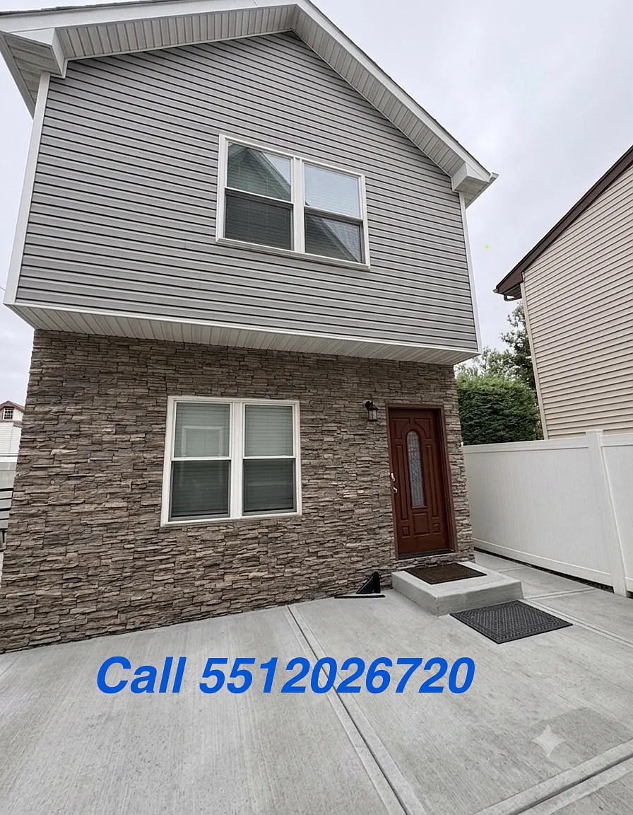 2 bed, 1.5 bath, $2,450 — Photo 1