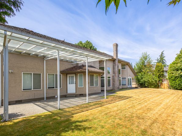 5 bedroom rental in Surrey — photo 31