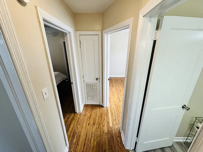 1700 Roslyn Dr #27D — Photo 10