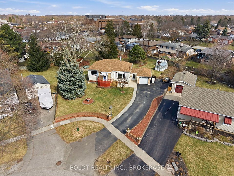 1st image of 16 Grammar Ave