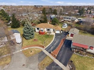 16 Grammar Ave, Saint Catharines, ON L2N 3L3