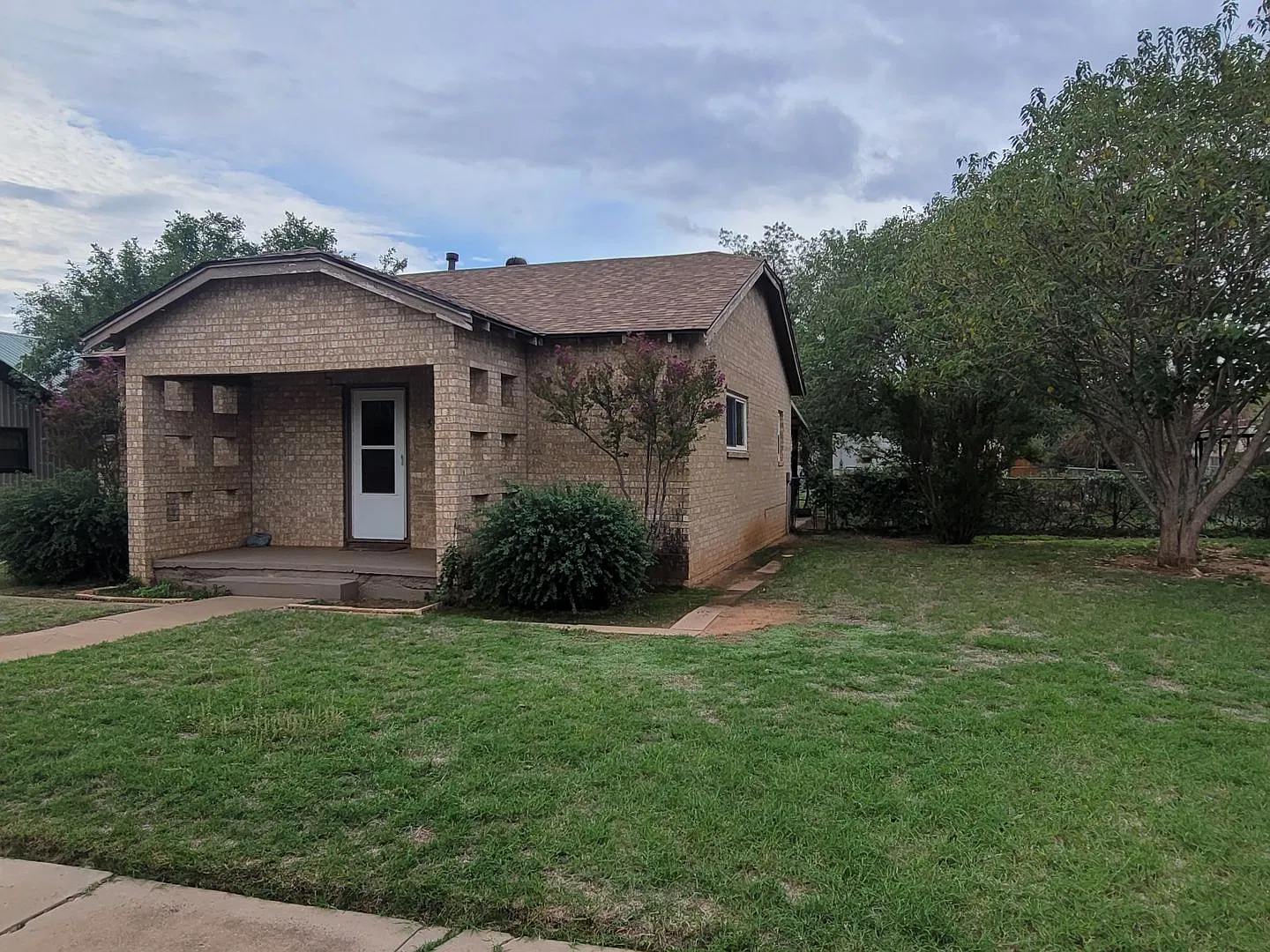 Furnished 2/2 in Childress. Utilities included. — Photo 3