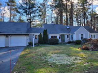 24 Oakwood Ln #24, Kennebunk, ME 04043