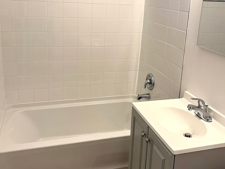 701 N Maple St #2 — Photo 10