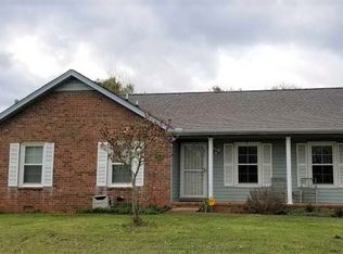 2014 Stonebrook Dr, Murfreesboro, TN 37128