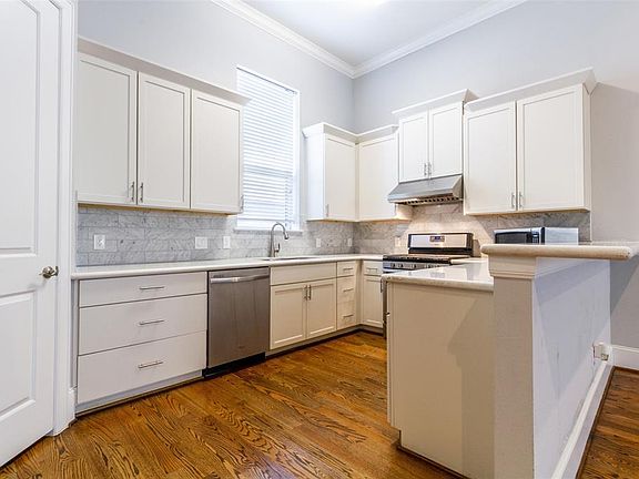5th image of 5526 Darling St