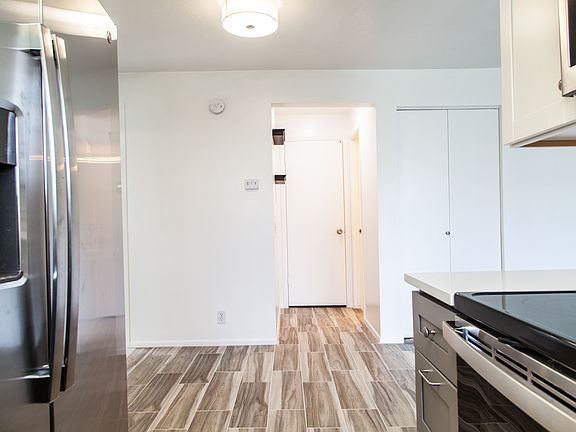 Kitchen / dining area