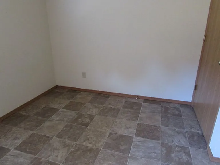 24970 Scenic Dr — Photo 5