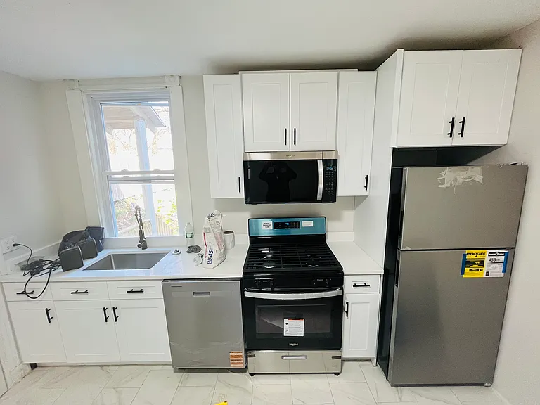 349 Ellsworth Ave #2 — Photo 5