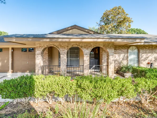 13815 Landmark Hill, San Antonio, TX 78217