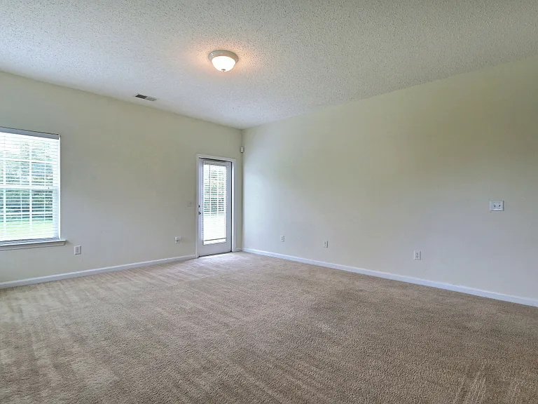 20 Evergreen Oak Dr — Photo 17