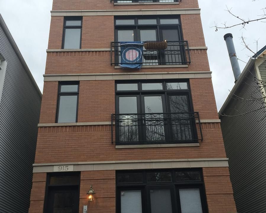 Outside - 3rd Floor