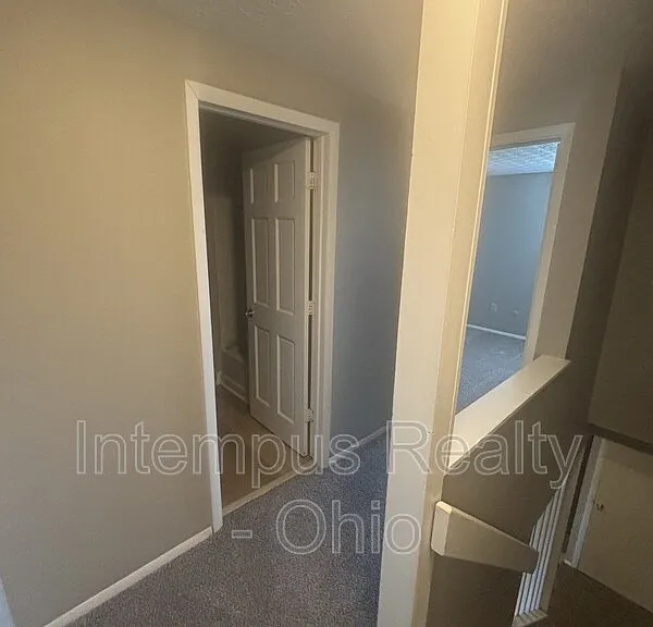 10 King Arthur Ct — Photo 20