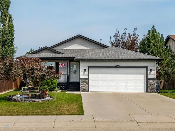 112 S Hillview Dr, Strathmore, AB T1P 1Z6