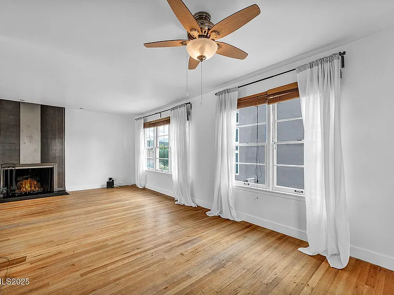 343 Mount Rose St #1 — Photo 18