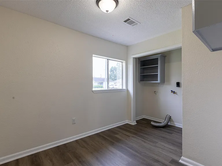 12314 Flushing Meadows Dr — Photo 9