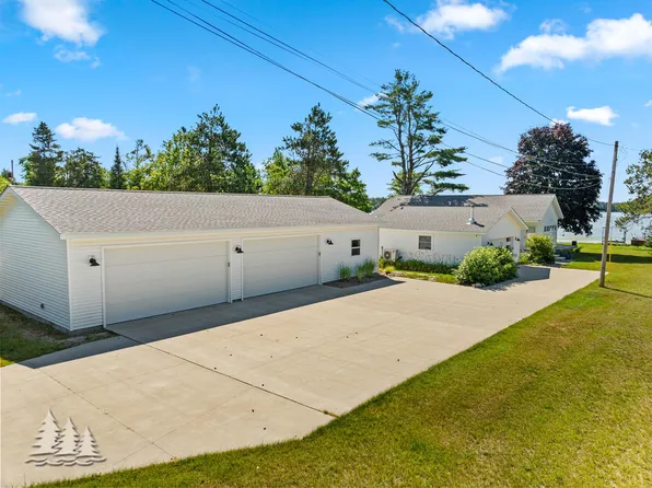 4565 Grant Dr, Lewiston, MI 49756