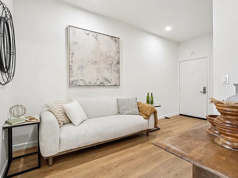 Haven on Orange — Photo 7