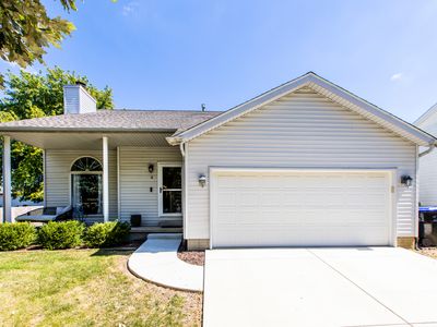 4 Holder Way, Bloomington, IL, 61704