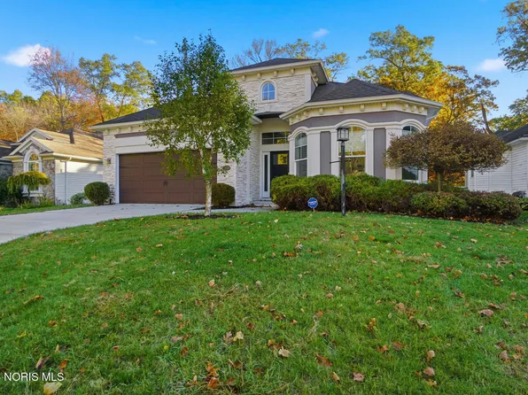 1802 Deer Trail Dr, Toledo, OH 43615