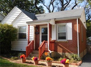 3 Saint Mark Dr, Florissant, MO 63031