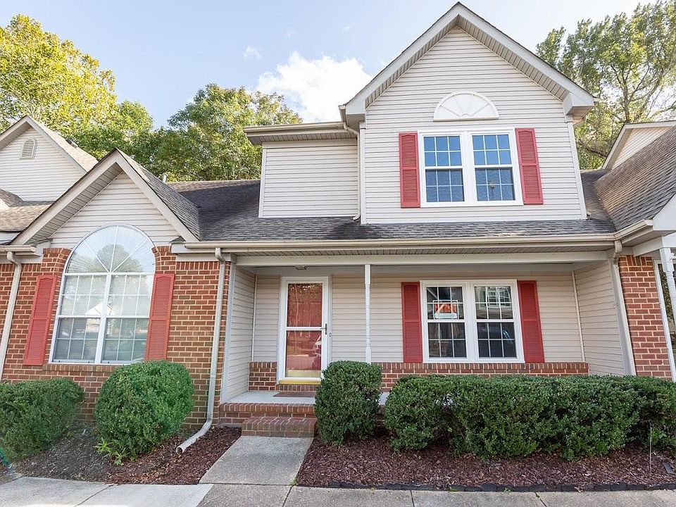 1st image of 233 N Hill Ln