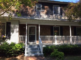 121 Randall Rd, Shoreham, NY 11786