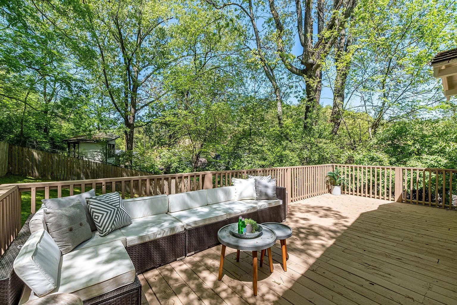 1109 Albany Street - 1 — Photo 3