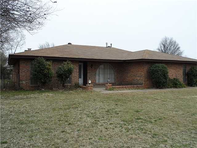 1st image of 425 SW 62nd St