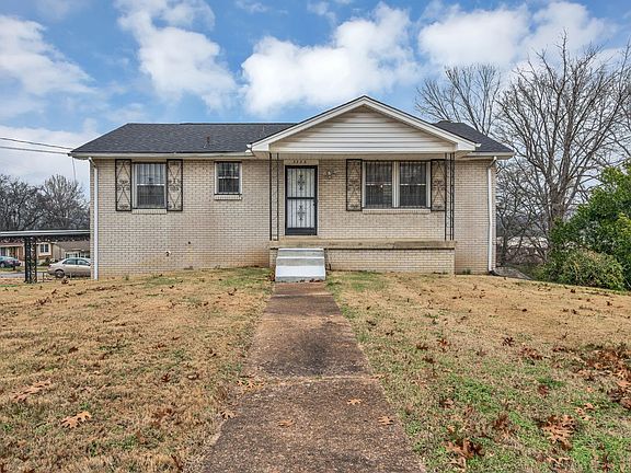 2nd image of 3336 Panorama Dr