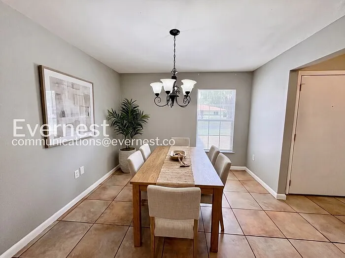 502 El Camino Real S — Photo 11