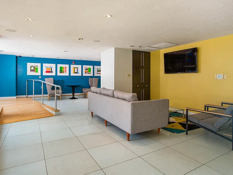 Resident Lounge