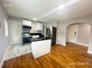 1114 W 45th St #1112-4, Kansas City, MO 64111