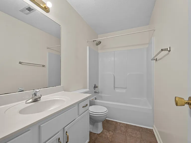 1995 Calumet Dr #D — Photo 22