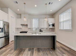 2712 Grand Fountains Dr #E, Houston, TX 77025