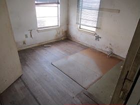 5th image of 722 Buffalo St