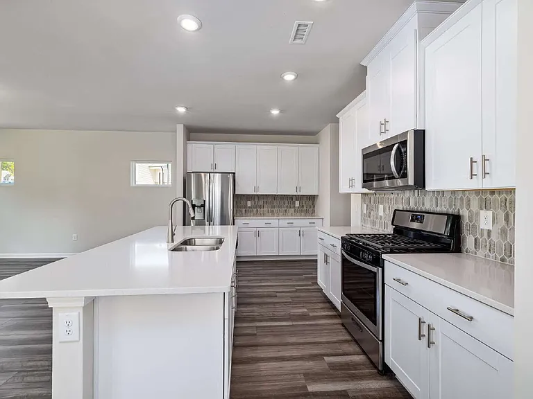 1102 Depot Dr — Photo 15