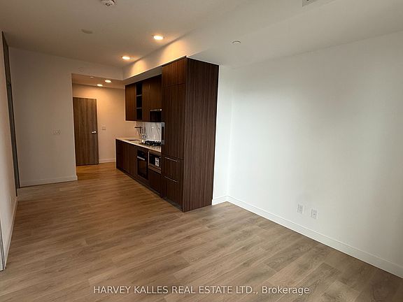 4th image of 68 Esther Shiner Blvd #1905