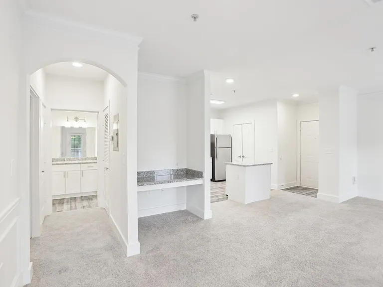 Wesley Kensington Apartments at Stonecrest — Photo 11