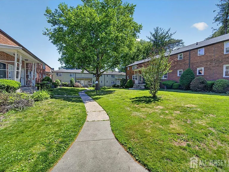513 Brooklawn Ave #B1 — Photo 9