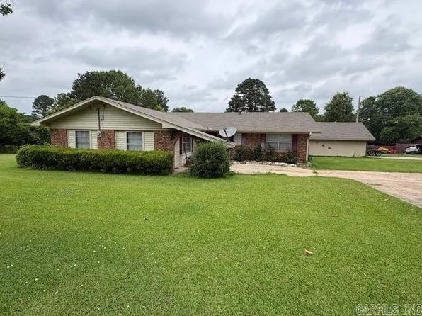500 N Cedar St, Hope, AR 71801