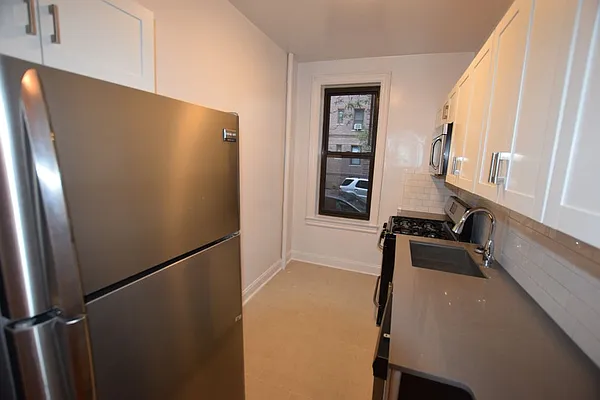 Rented by Your Vanity Realty | media 13