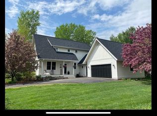 4622 Lilac Ln N, Lake Elmo, MN 55042