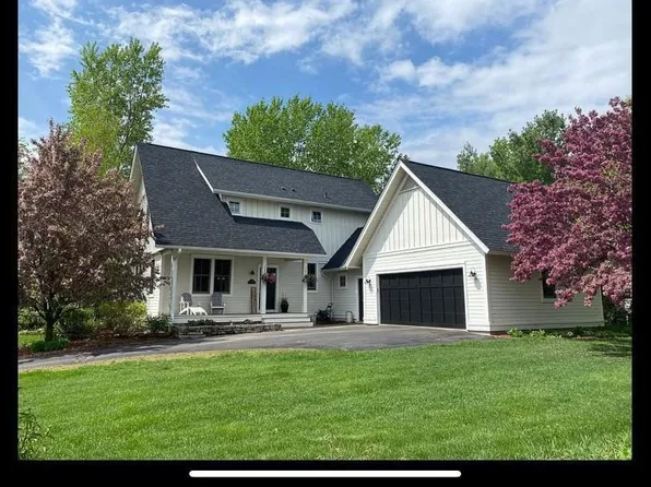 4622 Lilac Ln N, Lake Elmo, MN 55042