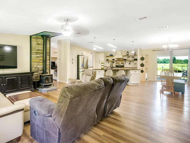 390 Bob Brooks Rd — Photo 18