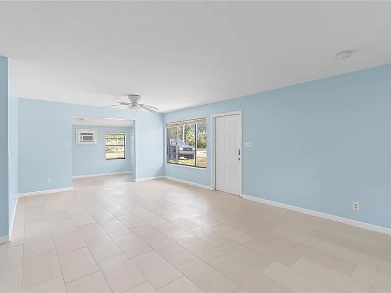 3711 W Leila Ave — Photo 6