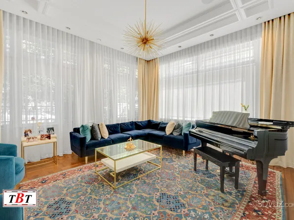 1132 East 32nd Street image 6 of 36